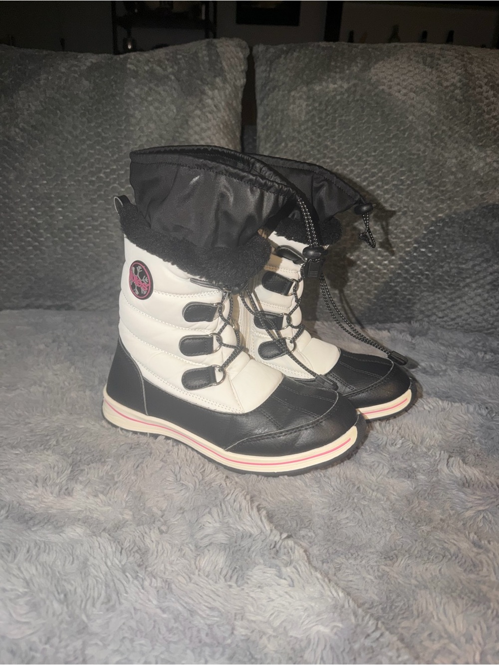 totes Kids Black and White Insulated Snow Boots with Pink Accent